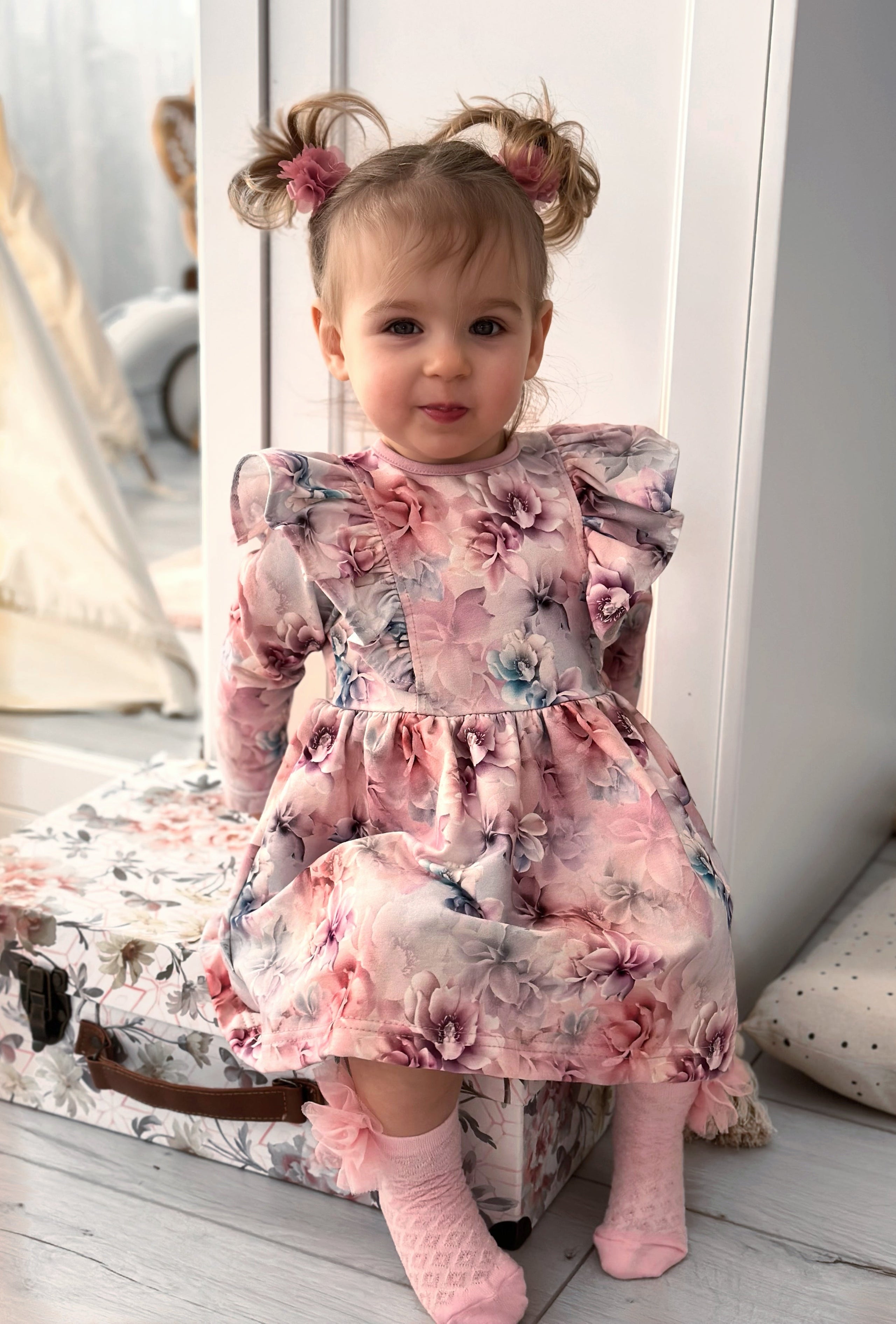 Sukienki dziewczęce